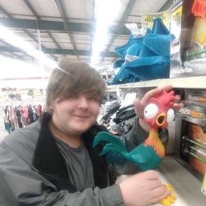 Meet your Posher, Tuggy